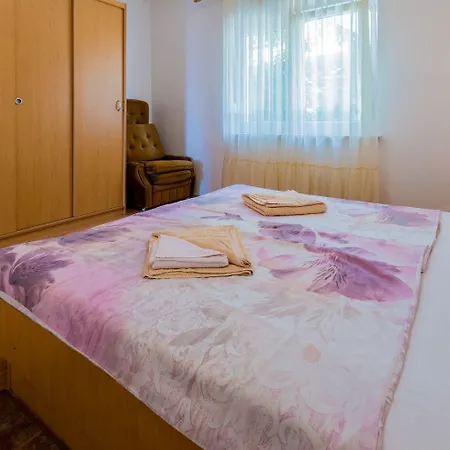 Tolles Mit Pool, Meerblick, Bbq, Liegen, Aussendusche