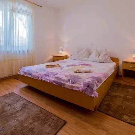 Tolles Mit Pool, Meerblick, Bbq, Liegen, Aussendusche Apartman Dramalj