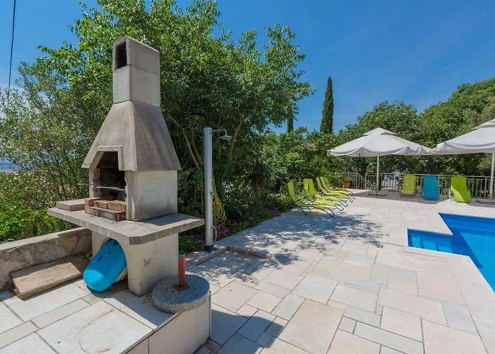 Apartamento Tolles Mit Pool, Meerblick, Bbq, Liegen, Aussendusche *